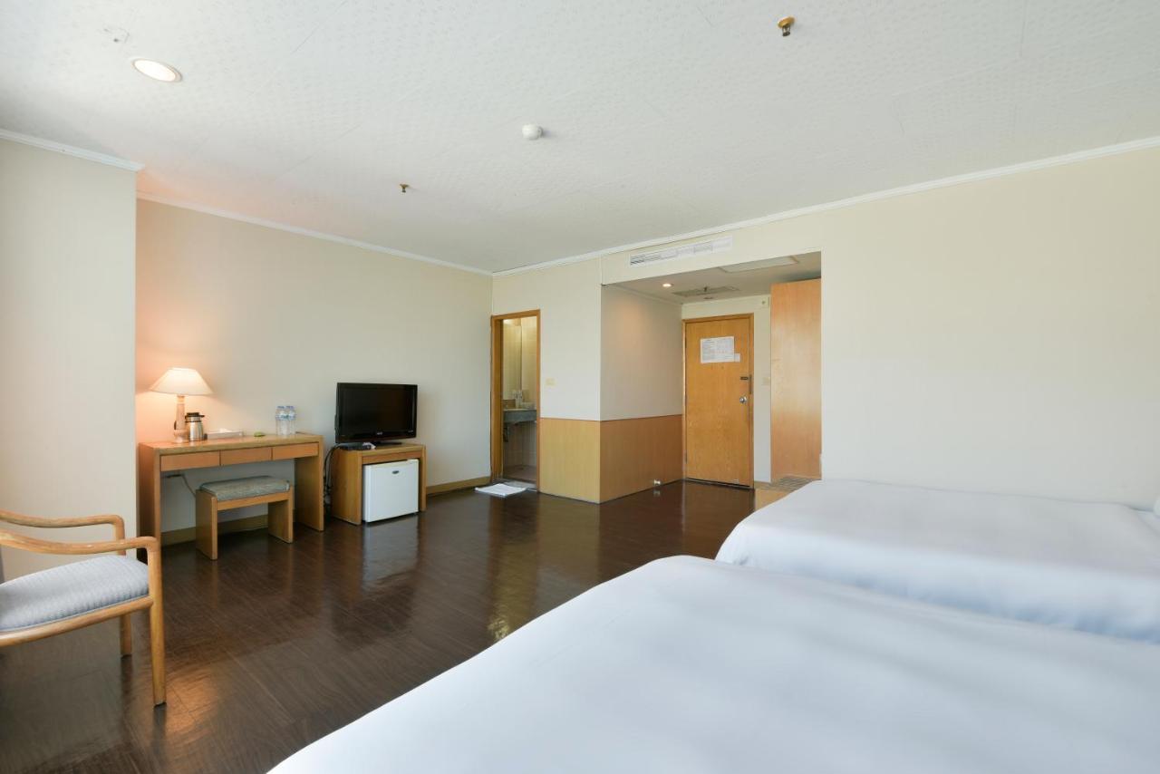 Back Home Hotel Jiayi Zewnętrze zdjęcie